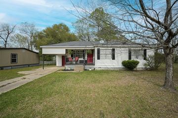 Leesville house for rent - 1403 Aaron Avenue