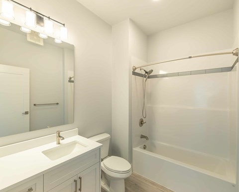 Floor plan for 2 beds, 1 bath, 800 sqft