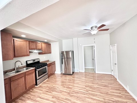 Floor plan for studio, 1 bath, 420 sqft