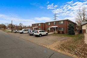 Lakewood apartment for rent - Source URL: https://medialibrarycf.entrata.com/100130/MLv3/3/27/2025/02/18/084223/67b4aa5eee3315.58979813120.jpg