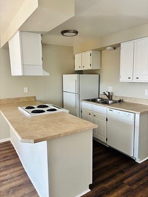 Littleton apartment for rent - Source URL: https://medialibrarycf.entrata.com/100130/MLv3/3/27/2025/04/04/123055/67f0255f033cf8.88954265953.jpg