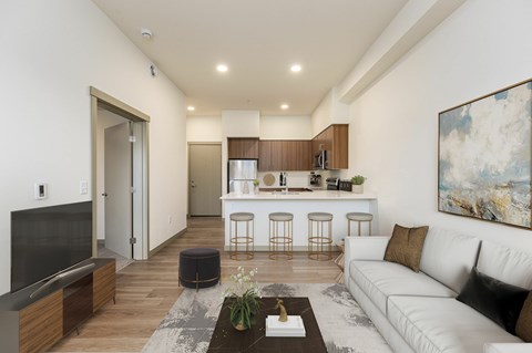 Floor plan for 1 bed, 1 bath, 612 sqft