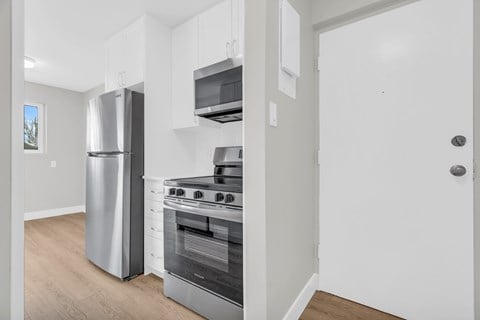 Floor plan for 2 beds, 1 bath, 800 sqft