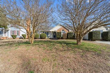 Jacksonville house for rent - 325 Peppertree Court