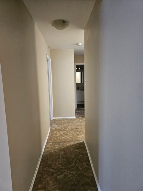 Floor plan for 2 beds, 1 bath, 695 sqft