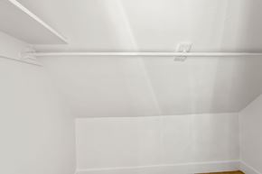 San Francisco house for rent - A white room with a white ceiling and a white wall.