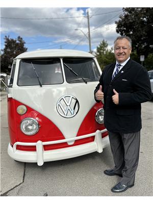 Frank Lombardo, RE/MAX Escarpment Realty Inc.
