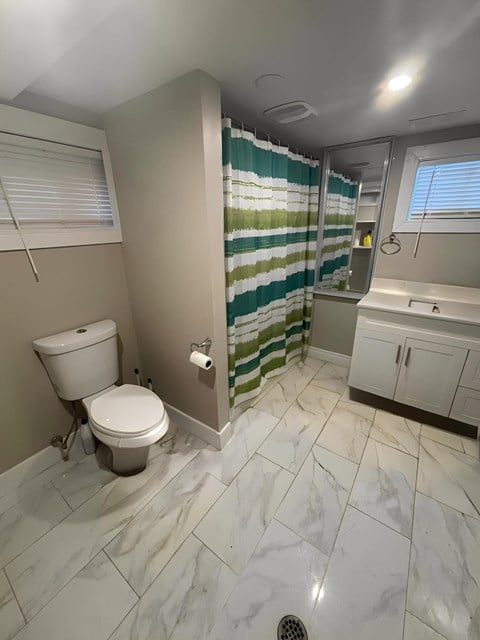 Floor plan for 2 beds, 1 bath, 700 sqft