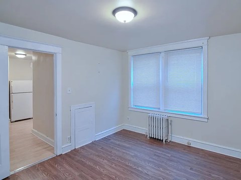 Floor plan for studio, 1 bath, 400 sqft