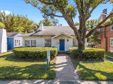 Orlando house for rent - Office Building In N Downtown Orlando For Lease - 827 Irma Avenue