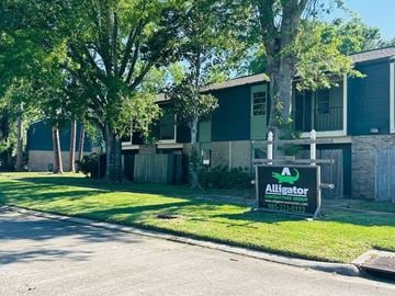 Houma apartment for rent - Southern Oaks Apartments