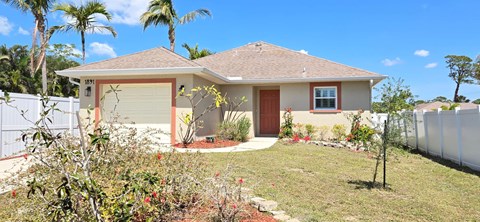 Floor plan for 2 beds, 2 baths, 1192 sqft