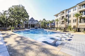 Charleston apartment for rent - The Henslow Daniel Island - swimming pool - Charleston, SC Apartments