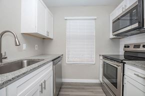 Chandler apartment for rent - Kitchen at Homestead Chandler, Chandler