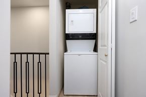 Toronto house for rent - 3 - 200 Royal York Road