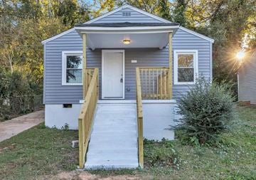 Anderson house for rent - 528 Salem Street