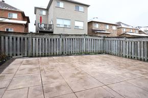 Mississauga house for rent - 3800 Talias Crescent
