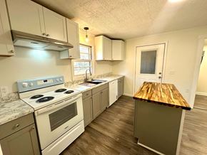 Anderson house for rent - 74 North Street