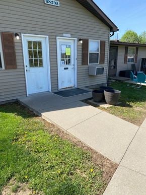 Bridgeport apartment for rent - A small building with the number 68295 on the top.