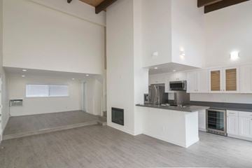 Los Angeles house for rent - 11826 Kiowa Ave. #202