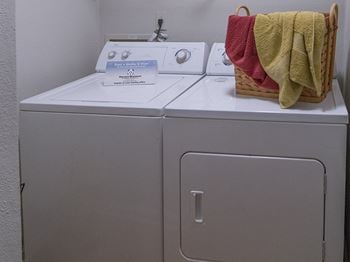 The arbors at breckinridge apartment homes washer/dryer