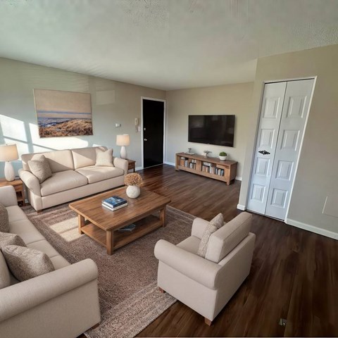 Floor plan for 1 bed, 1 bath, 600 sqft