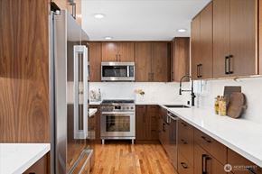 Seattle house for rent - 5211 South Brighton Street