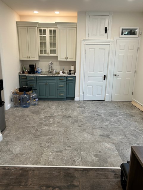 Floor plan for studio, 1 bath, 1200 sqft