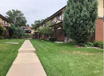 Lakewood apartment for rent - A grassy area in front of apartment buildings.