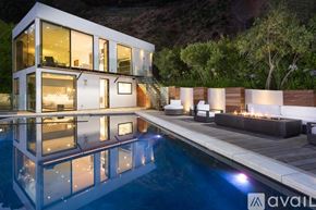 West Hollywood house for rent - A modern house with a pool in the backyard.