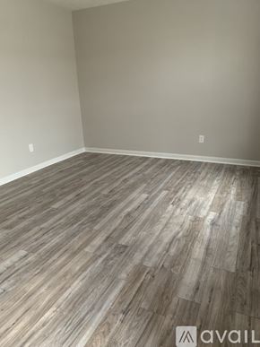 Cincinnati apartment for rent - 720 Ohio Pike, Unit C