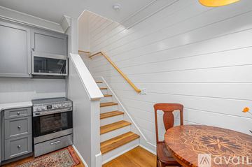 Savannah apartment for rent - A kitchen with a stove, oven, and microwave is available for rent.