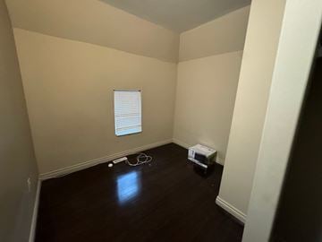 Winnipeg house for rent - 412 Elgin Avenue