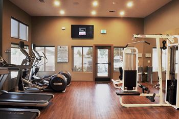 Redstone ranch apartments fitness center