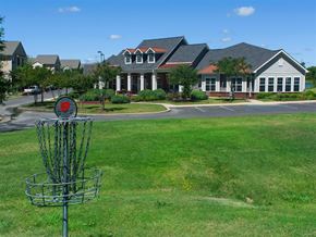 Starkville apartment for rent - a frisbee hoop in front of a house