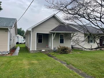 Louisville house for rent - 118 E Collins Ct.