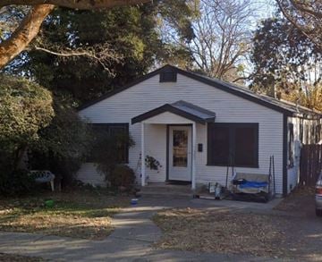 Woodland house for rent - 37 5th St