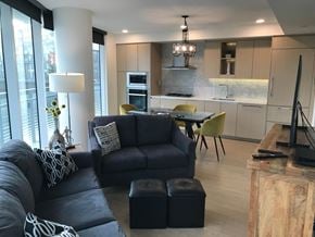 Vancouver apartment for rent - 484-87 Nelson St.