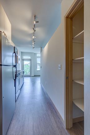 Seattle apartment for rent - Pantry