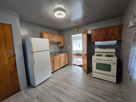 Floor plan for 3 beds, 1 bath, 900 sqft