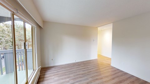 Floor plan for 2 beds, 1 bath, 648 sqft