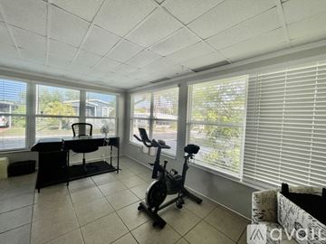 Tarpon Springs apartment for rent - A kitchen with a sink and a window.
