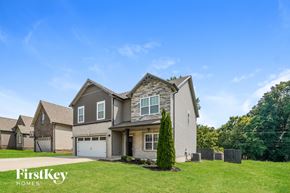 Clarksville house for rent - 1679 Ellie Piper Cir Clarksville, TN 37043