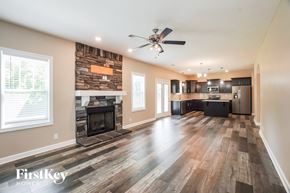 Clarksville house for rent - 1679 Ellie Piper Cir Clarksville, TN 37043