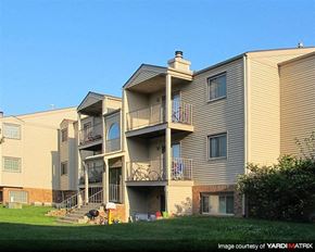 Lincoln apartment for rent - a row of houses with balconies and stairs