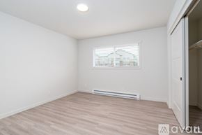 Coeur D'alene apartment for rent - A room with a window and a door.