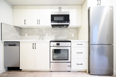 Floor plan for studio, 1 bath, 242 sqft