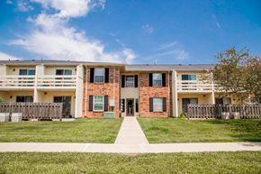 Marion apartment for rent - Apartment Building at Cambridge Square Marion