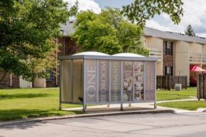 Marion apartment for rent - Bus Shelter at Cambridge Square Marion