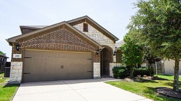 Fate house for rent - 239 Oxford Drive